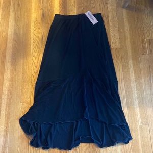 NWT Chico’s slinky midi skirt